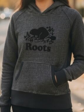 Roots Kanga Women's Grey Hoodie Size Small
